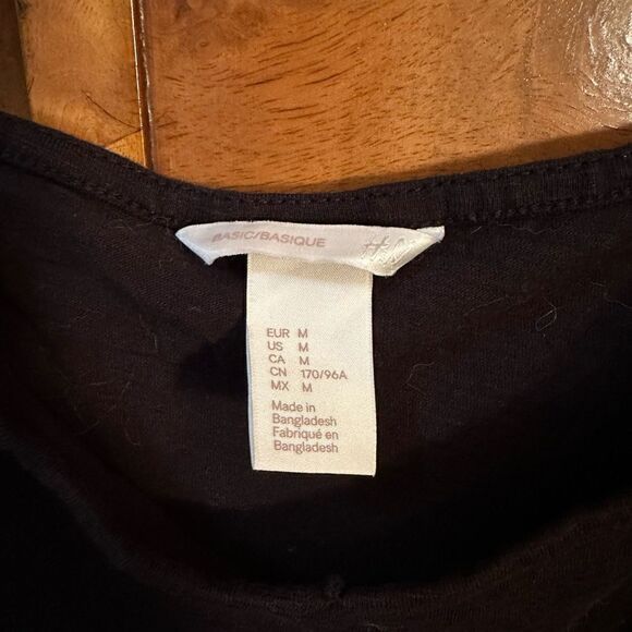 H&M black top basic top - Picture 5 of 5